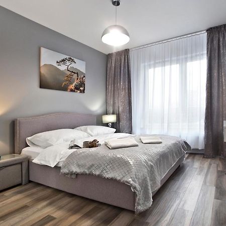 Goclaw P&O Serviced Apartments Warszawa Exteriör bild